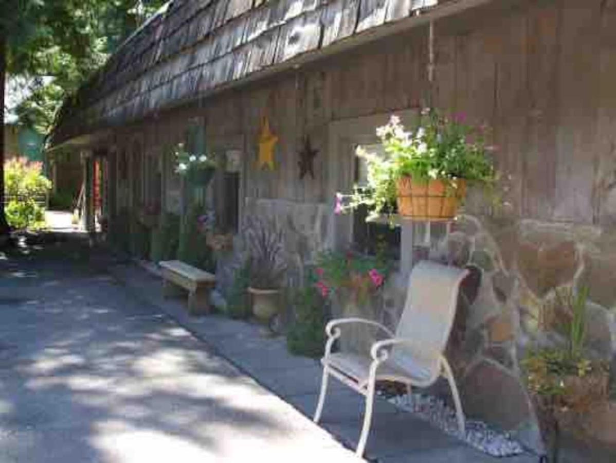 Updated + Clean Motel Room At The Base Of Mt Hood! Mount Hood Village 外观 照片