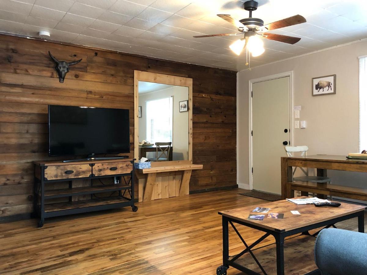 Updated + Clean Motel Room At The Base Of Mt Hood! Mount Hood Village 外观 照片