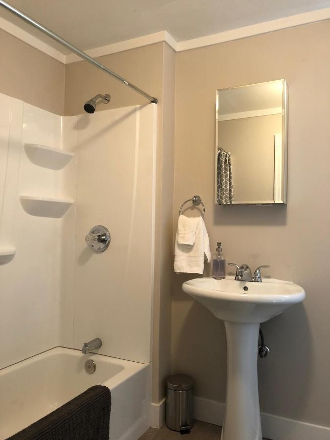 Updated + Clean Motel Room At The Base Of Mt Hood! Mount Hood Village 外观 照片